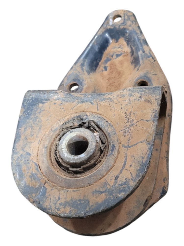 Suporte Mola Fixacao Iveco 5