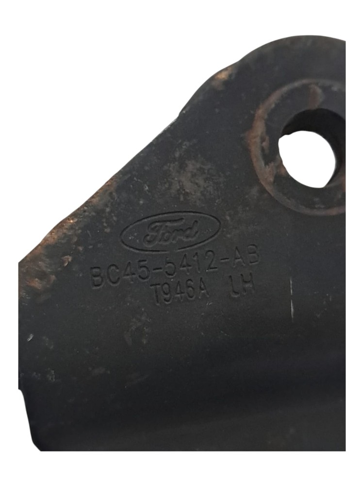 Suporte L. Esquerdo Articulacao Cabine Ford Cargo 6