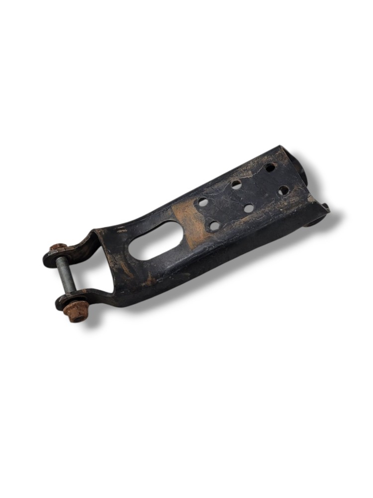 Suporte Traseiro Cabine Mb Atego 5