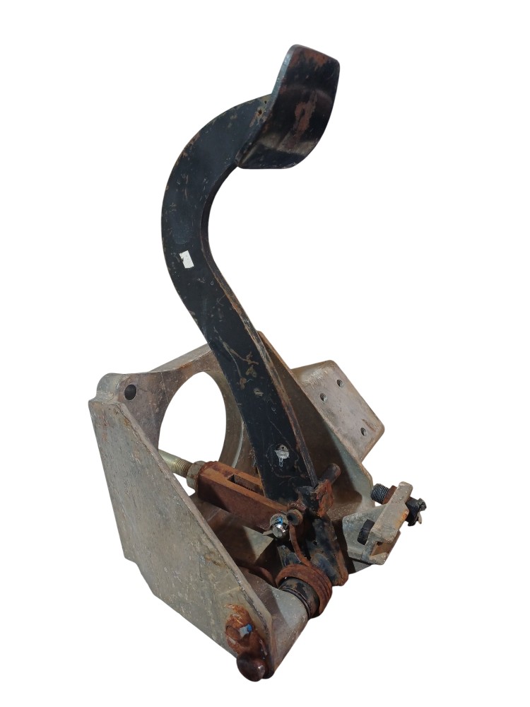 Suporte Pedal Mb 1620 4