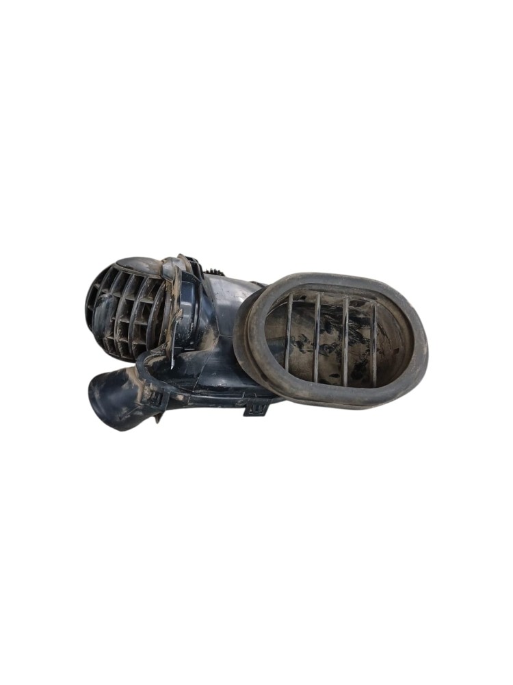 Suporte Difusor Ar Esquerdo Mb Actros 2646 A0008302854