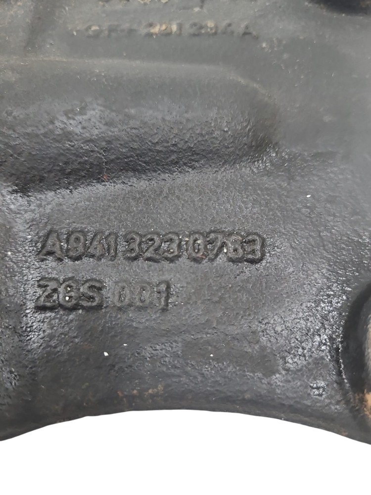 Suporte Direito Mancal Barra Torcao MB Axor 1933  2012 5