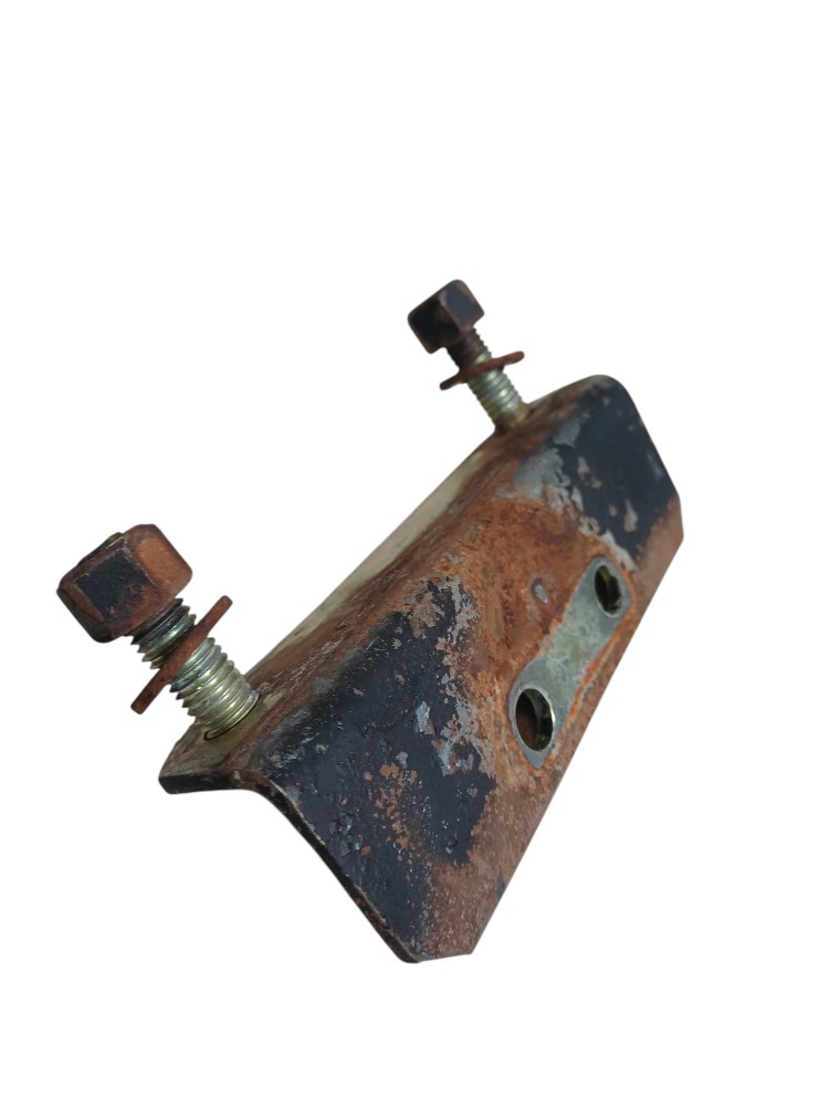 Suporte Conjunto Piloto Ford Cargo 2422E 4