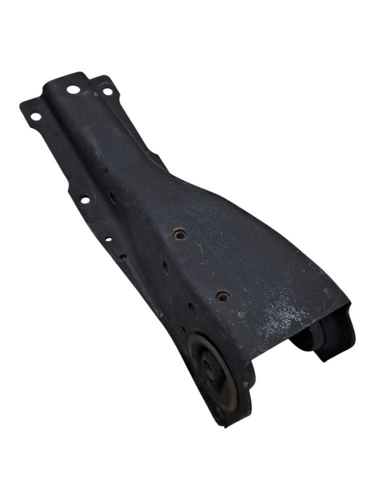 Suporte Amortecedor Traseiro Cabine Ford Cargo 712 814 815 3