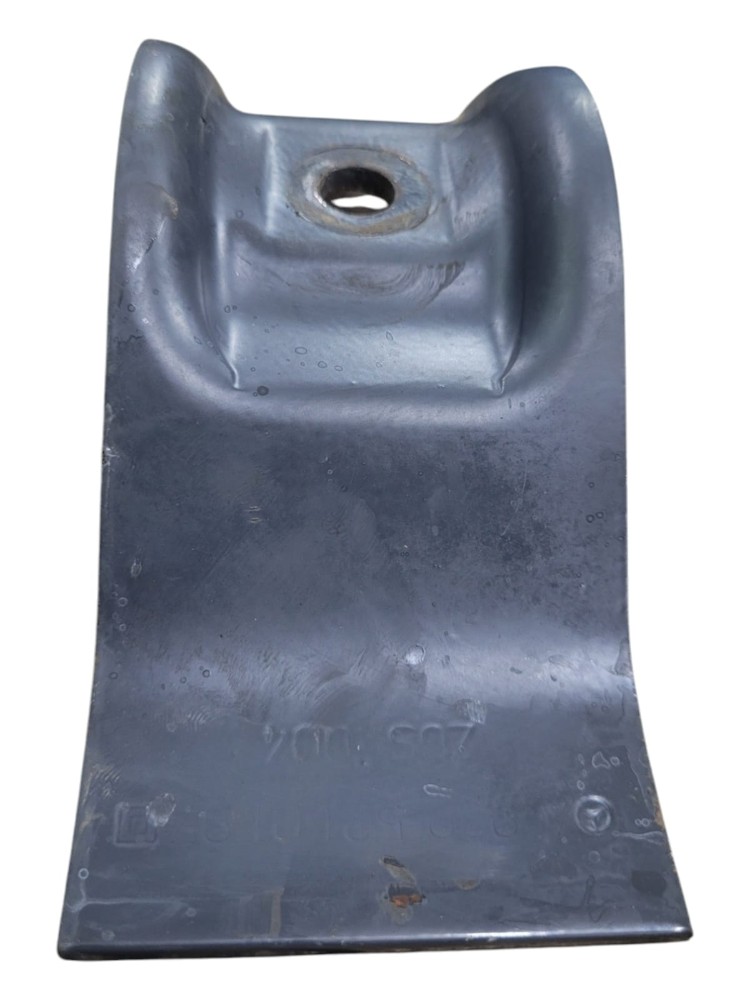 Suporte Paralama Cabine Mb Axor 4