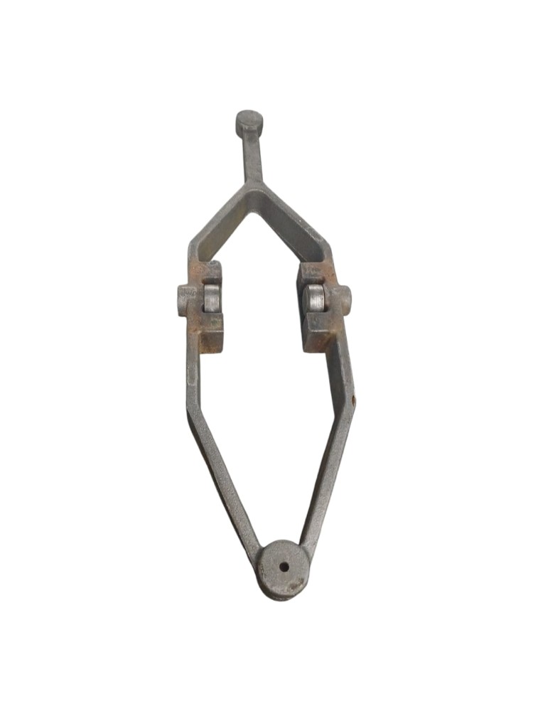 Garfo Acionamento Embreagem  Ford Cargo 816 1