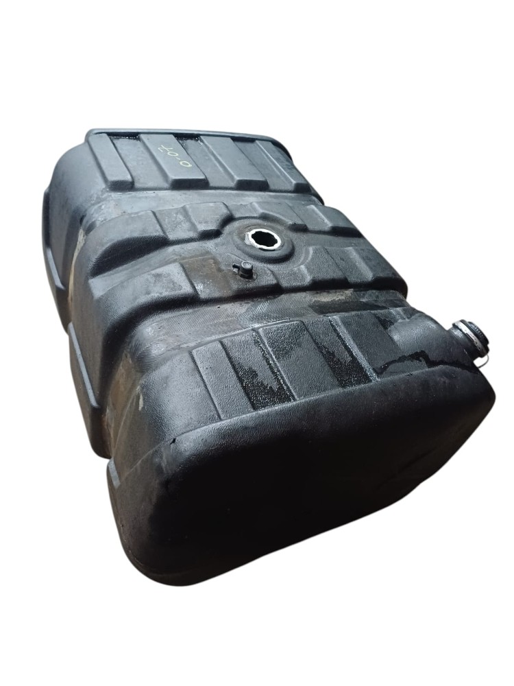Tanque Combustivel Volvo Vm 270 2013 A 2014 VO07 2