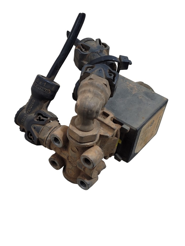 Valvula Solenoide Volvo 3