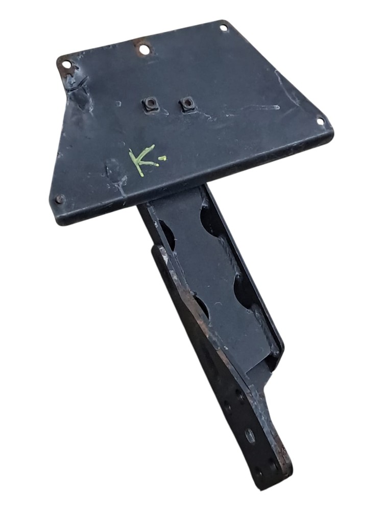 Suporte Bomba AdBlue MAN 28440 2014 VK177 4