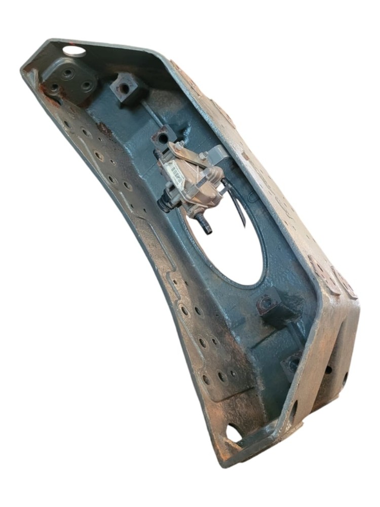 Viga Transversal Chassi Sinotruck Howo 4