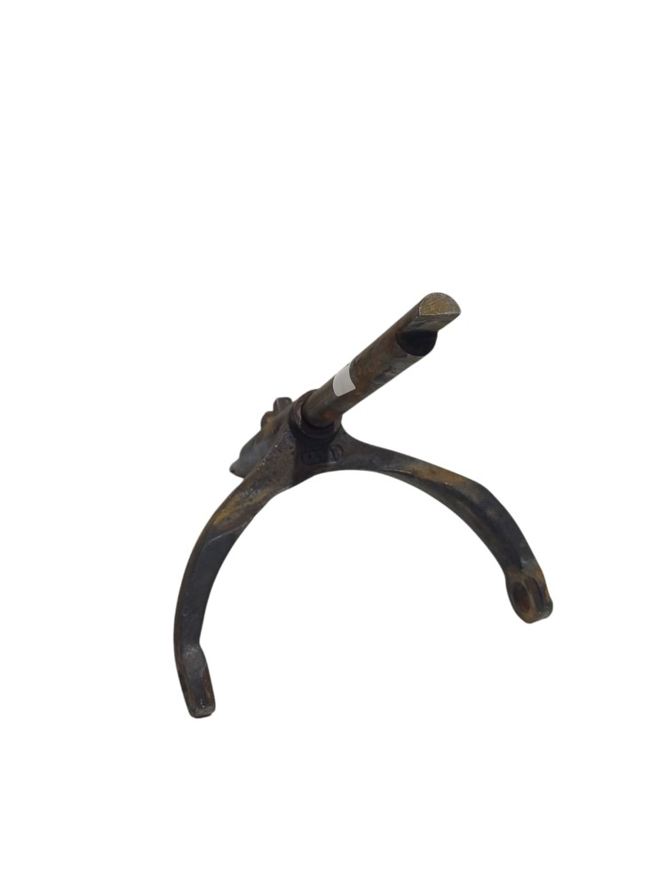 Garfo Câmbio Mb 3