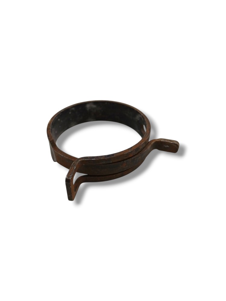 Abracadeira Cano Agua Mb Accelo 5
