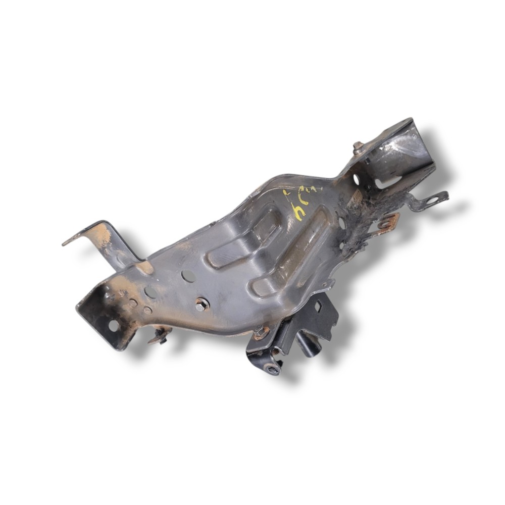 Suporte Farol Volvo Fh 500 2018 2019 VA159 4
