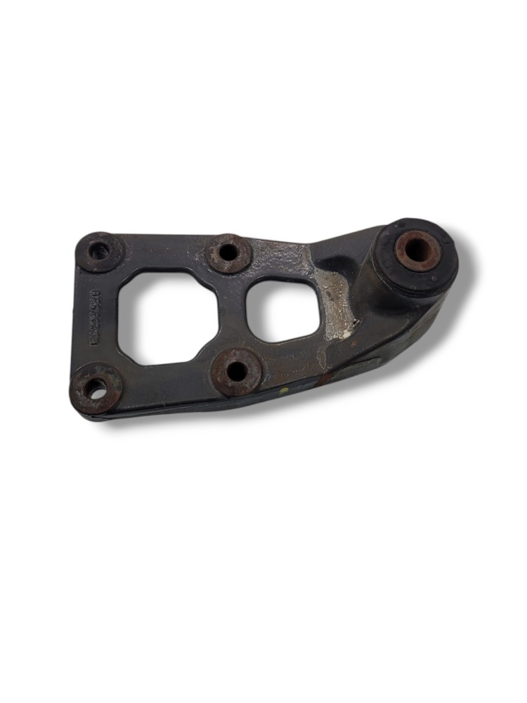 Suporte Mola Dianteiro Volvo Vm 270 2012 2013 VN32 3