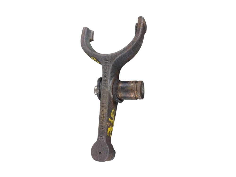 Garfo Embreagem Mb 710 3