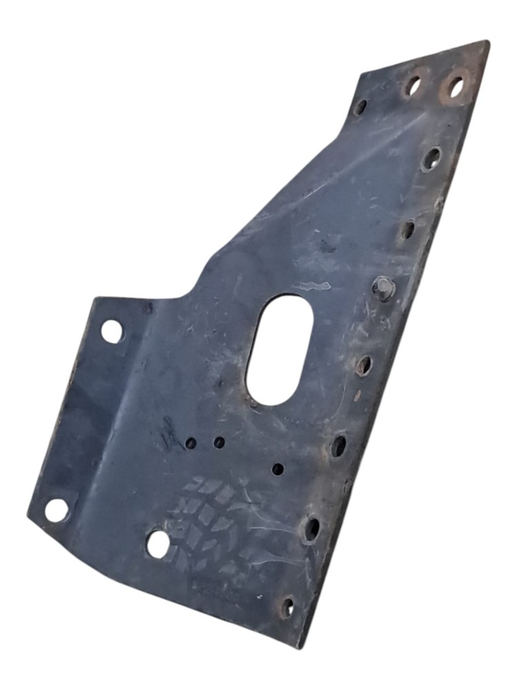 Suporte Travessa Dianteira Direita Scania P G R 3