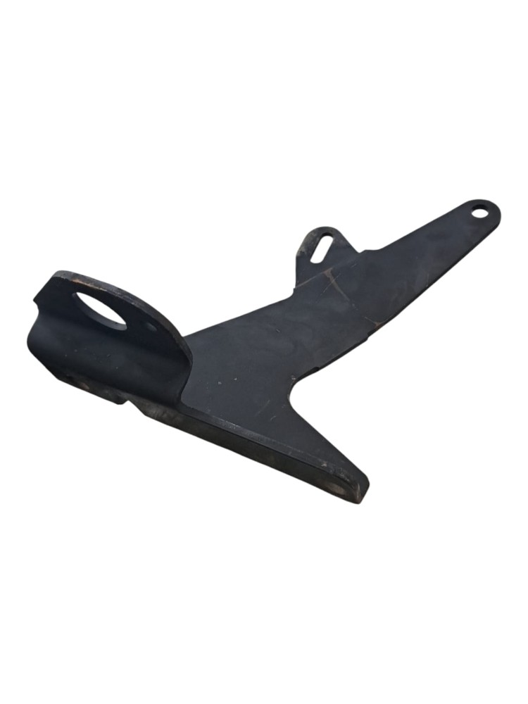 Suporte Lateral Chassi L. Direito Mb Atego 4