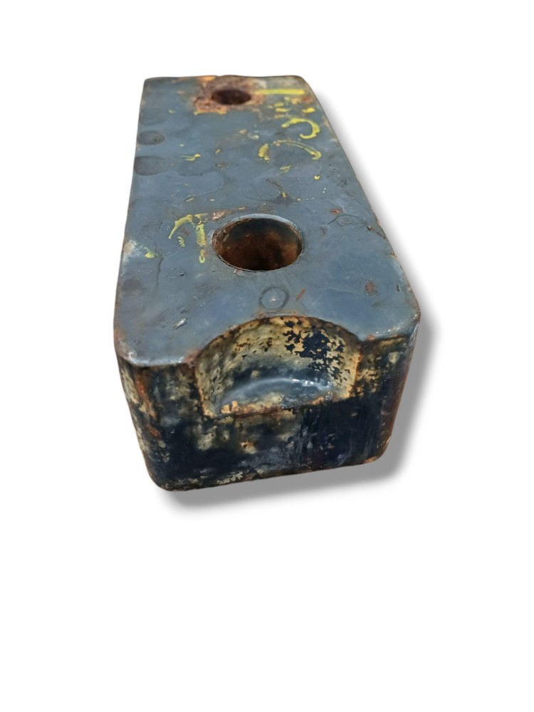 Suporte Lateral Chassi Iveco Stralis 5