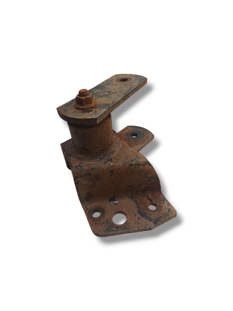 Suporte Mola Traseira Mb 3