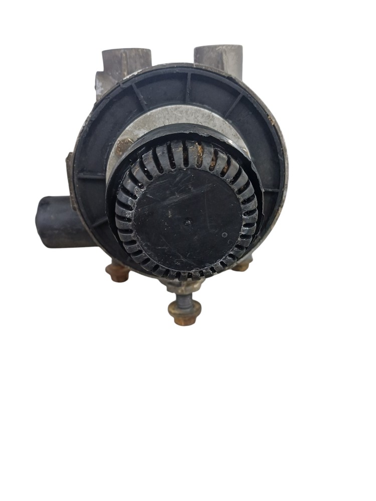 Valvula Rele Freio Wabco 2023 7