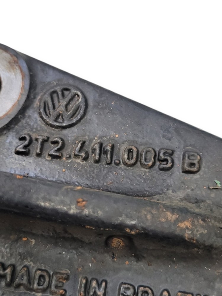 Suporte Mola Dianteira Vw Constellation 5