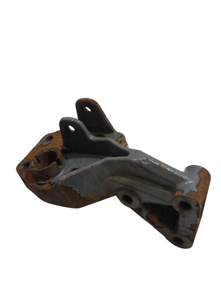 Suporte Amortecedor Cabine Sinotruck Howo AZ1166444011 3