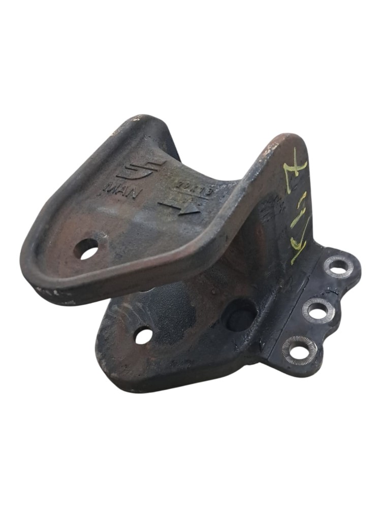 Suporte Suspensao Traseira L. Direito MAN TGX 28440 2014 4