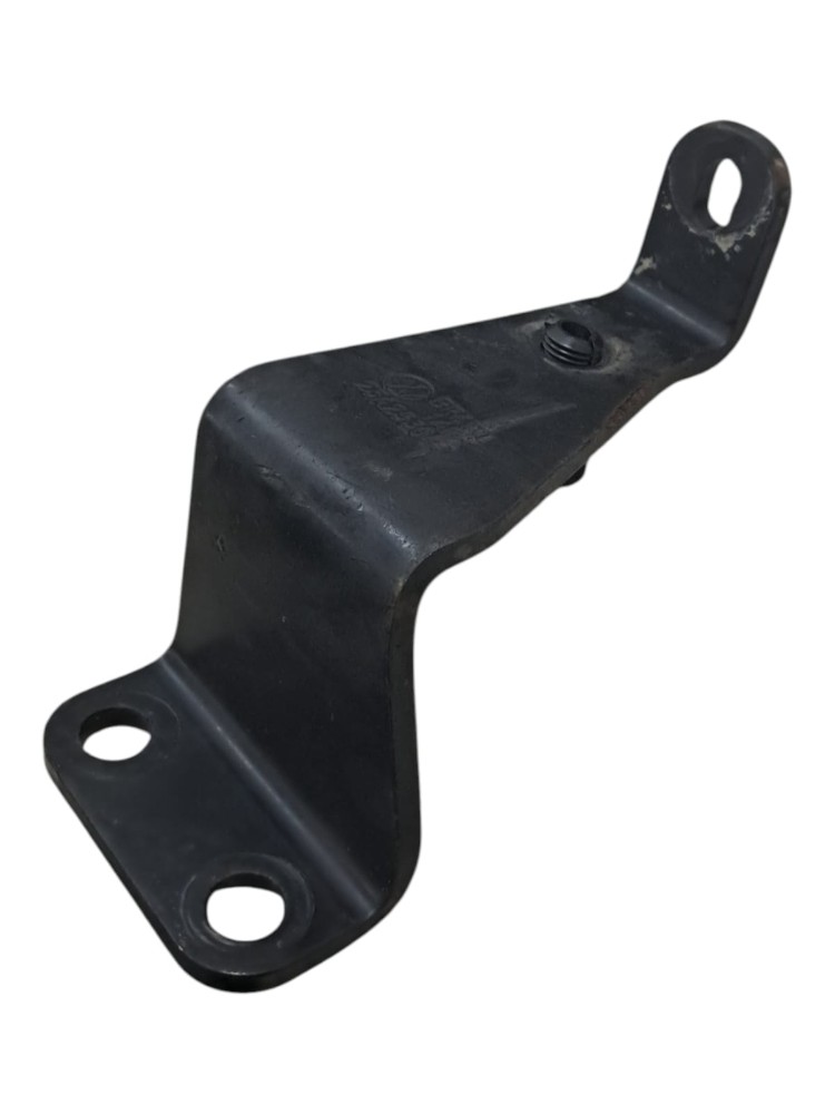 Suporte Chicote Chassi Volvo FH4 1