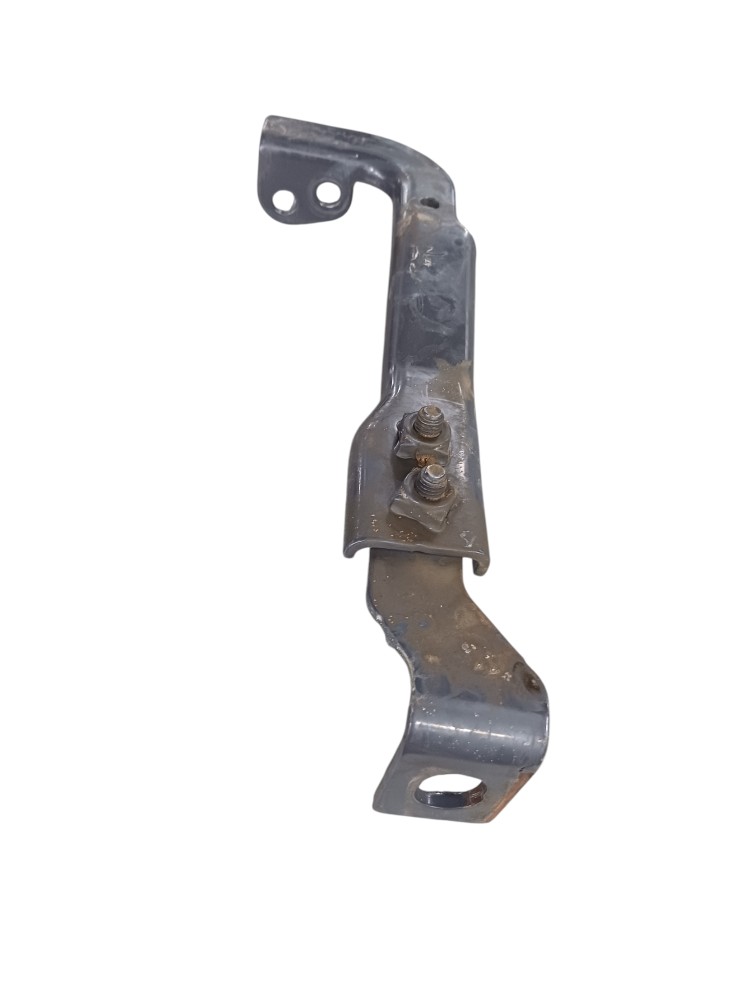 Suporte Parachoque Traseiro Volvo Fh240 2020 1