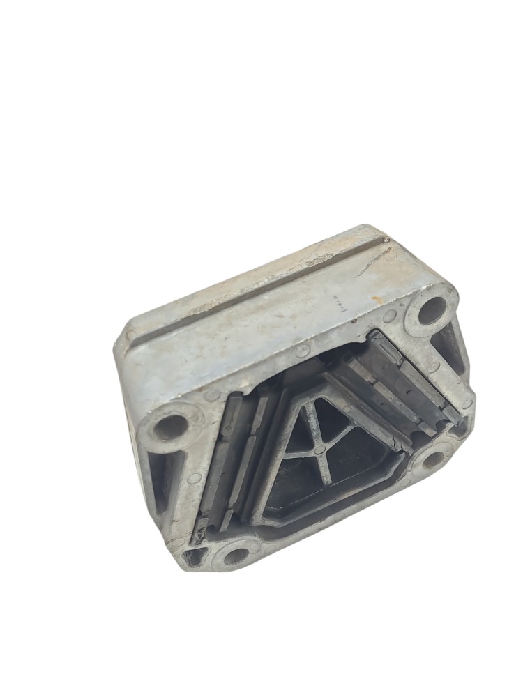 Coxim Traseiro Motor Ford Cargo 2842 2019 1