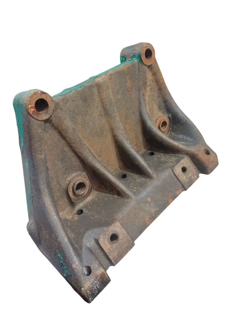Suporte Bomba Injetora Volvo NL10 3