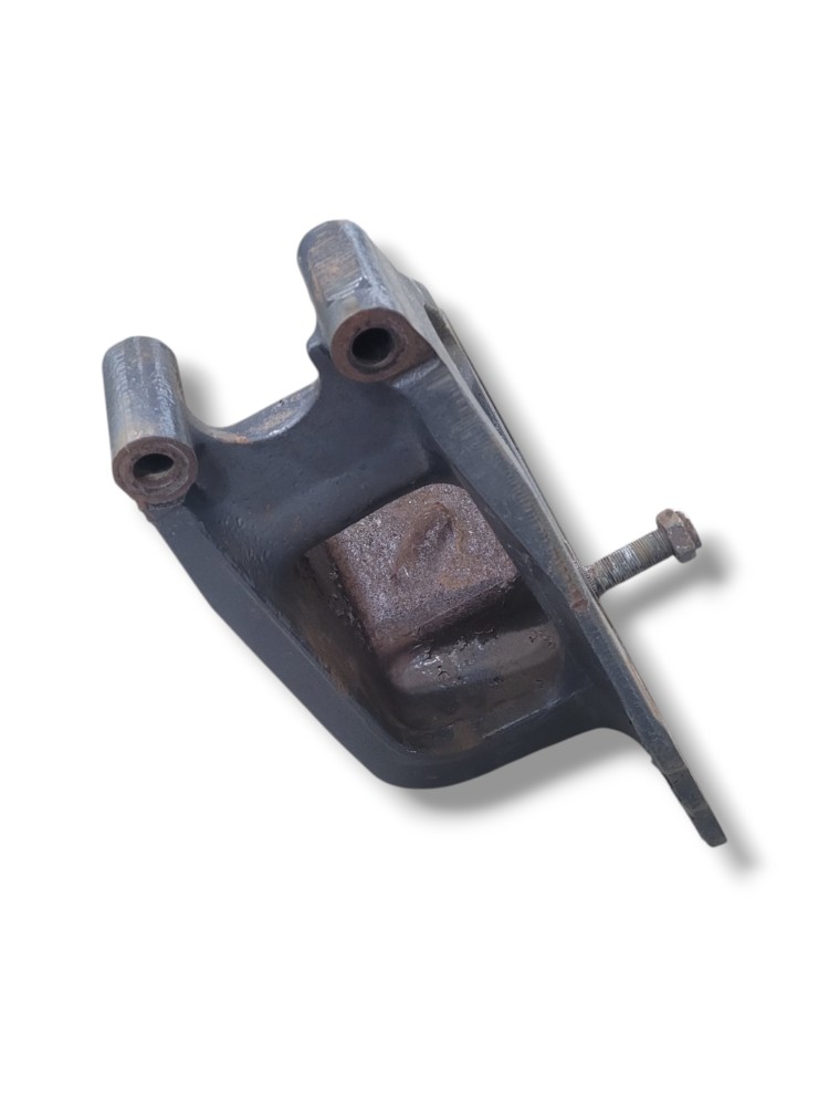 Suporte Suspensys Volvo Vm 270 2012 2013 VN32 4