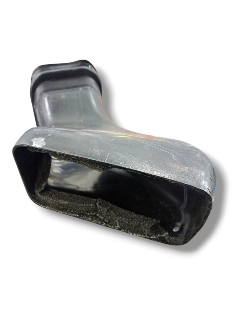 Duto Ventilação Motor Volvo FH 7