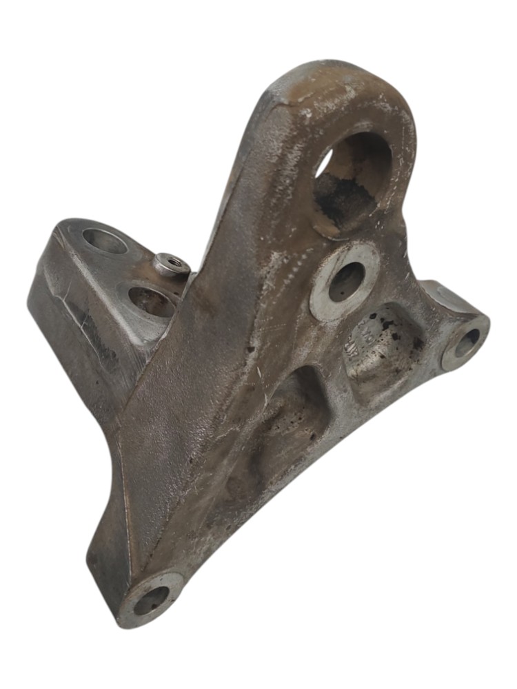 Suporte Direito Coxim Motor Volvo Fh 3