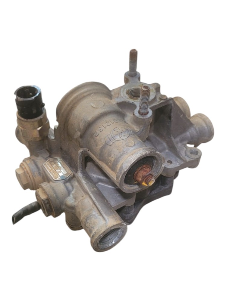 Suporte Valvula Secador Ar Mb Atego 1718 2005 7