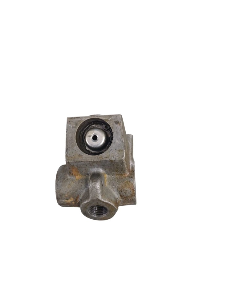 Bloco Engate Garfo Direita Iveco 5