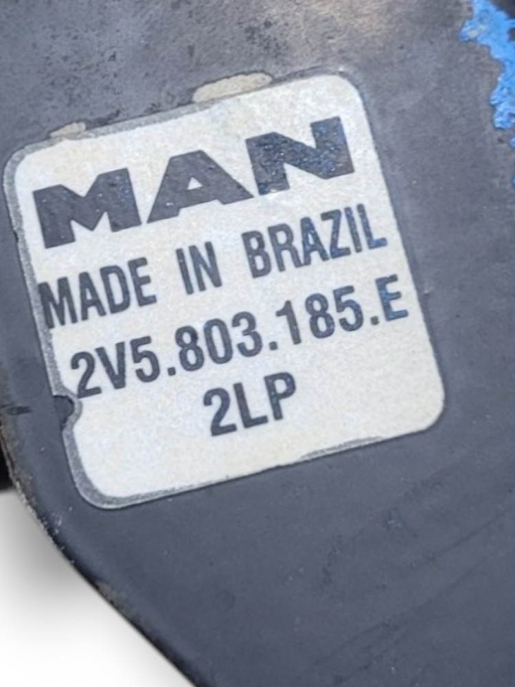 Suporte Paralama Man Tgx 28440 2017 Vo21 Brasil 7