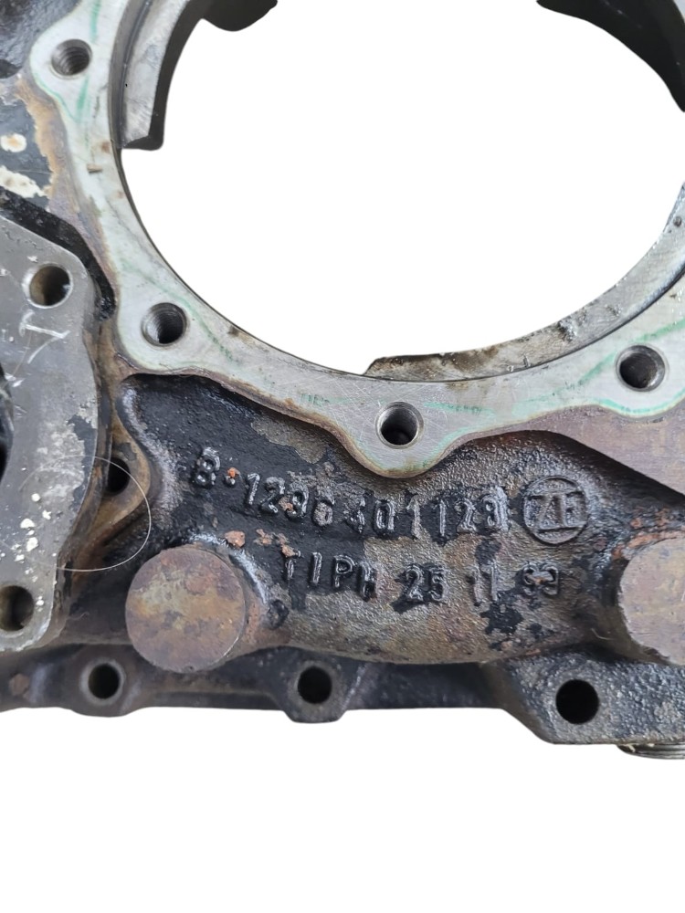 Tampa Carcaca Caixa Cambio Zf 8s 1350 5