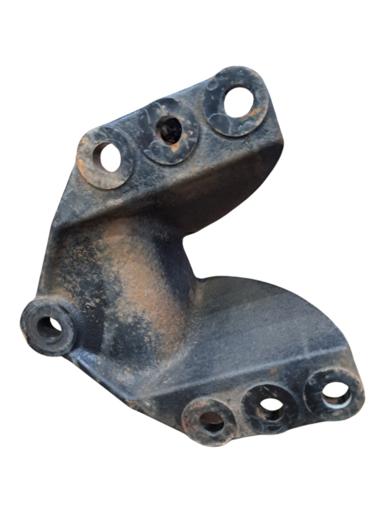 Suporte Mola Traseira Parte Dianteira Ford Cargo 1119 4