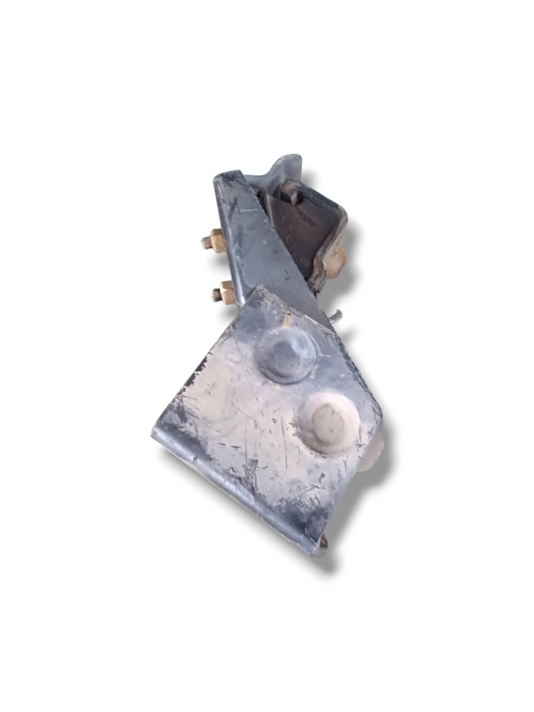 Suporte Coxim Dianteiro Direito Vw Constellation 2