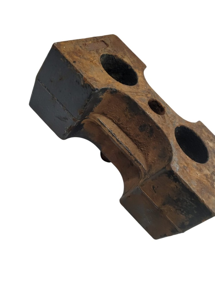 Suporte Feixe Mola Volvo 3
