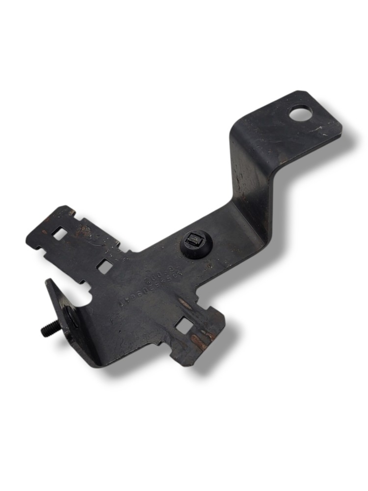 Suporte Interno Painel Mb Axor 2544 2013 VO02 4