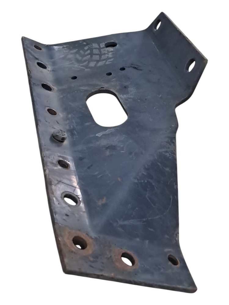 Suporte Travessa Dianteira Direita Scania P G R 1