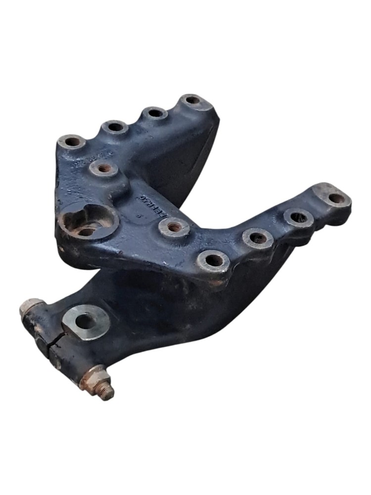 Suporte Mola Traseira Parte Dianteira Vw Delivery 4