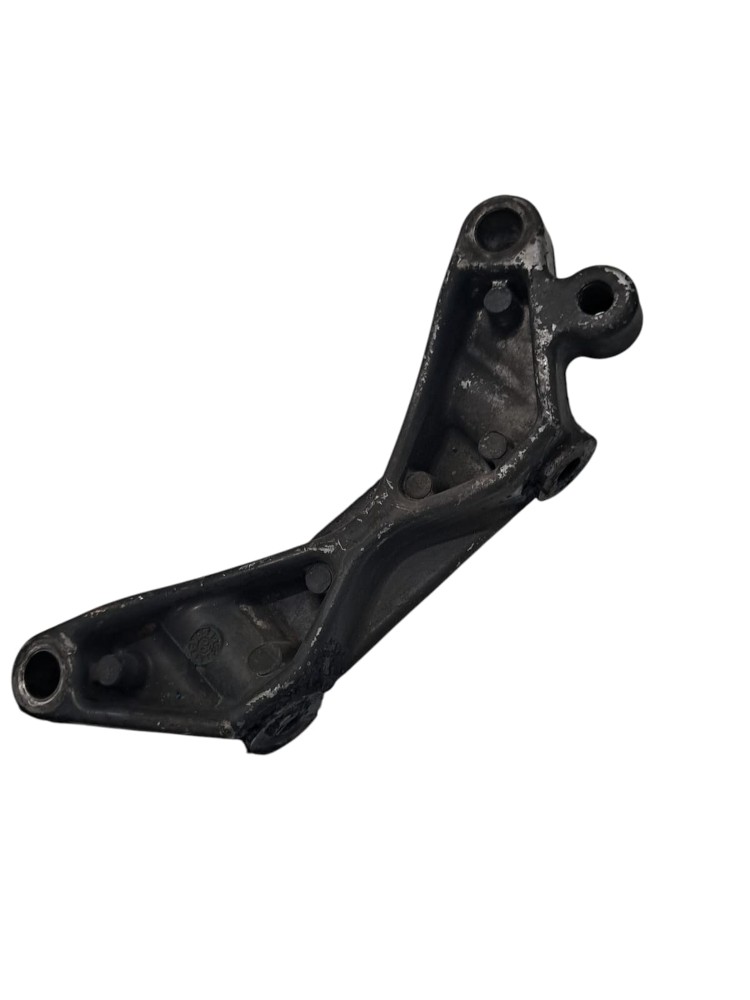 Suporte Bomba Combustivel Cummins Internacional 26-186676 1