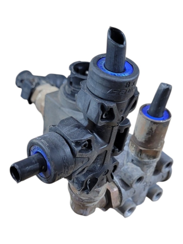 Valvula Solenoide Volvo 4