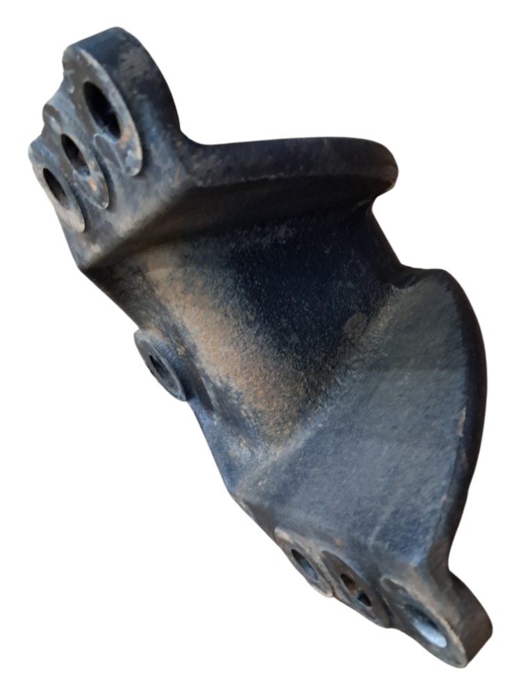Suporte Mola Traseira Parte Dianteira Ford Cargo 1119 4