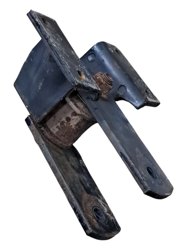 Suporte Traseiro Molejo Iveco Tector 3
