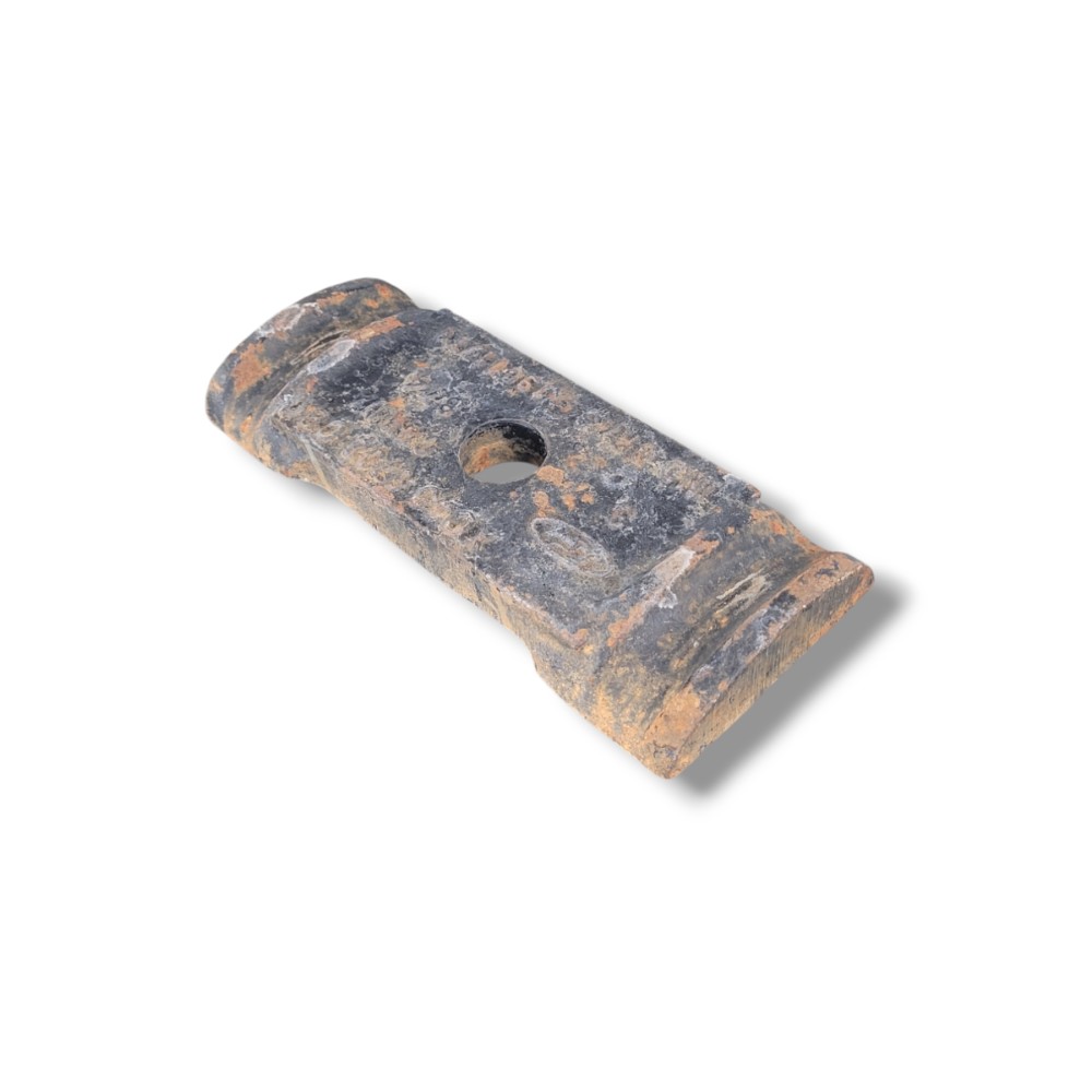 Calço Grampo Feixe Mola Ford Cargo 815 4