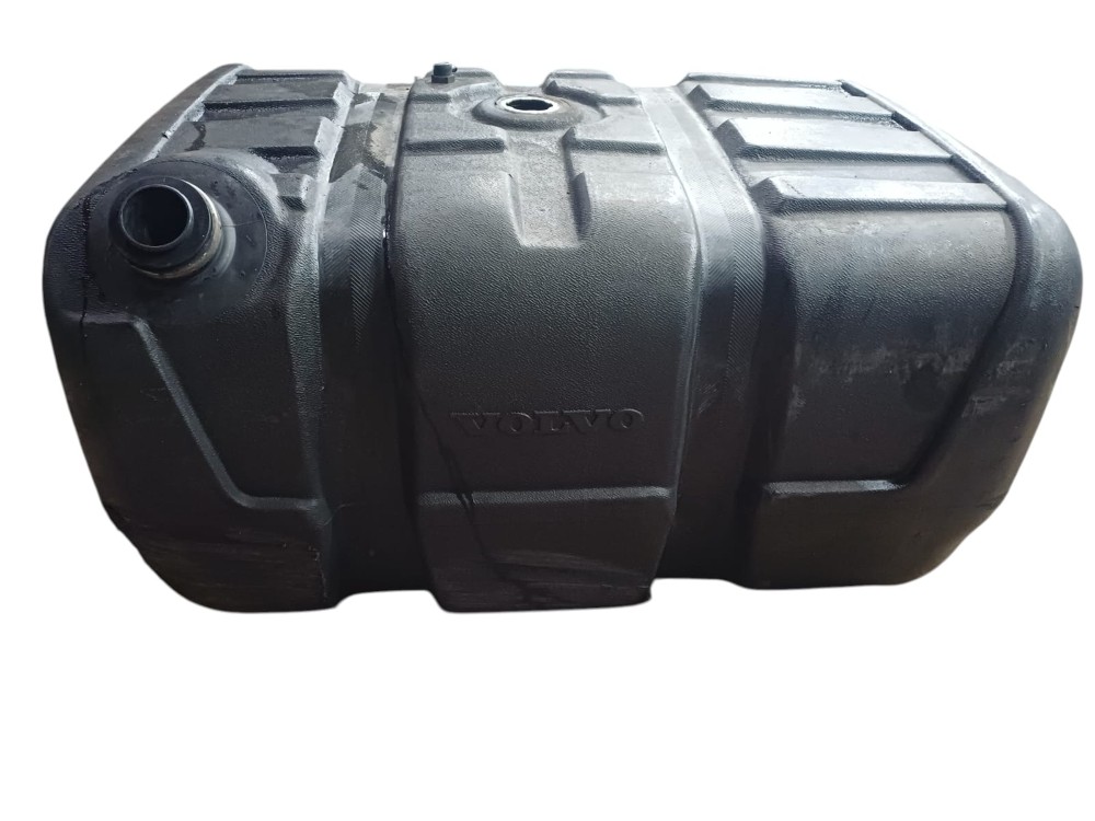 Tanque Combustivel Volvo Vm 270 2013 A 2014 VO07 4